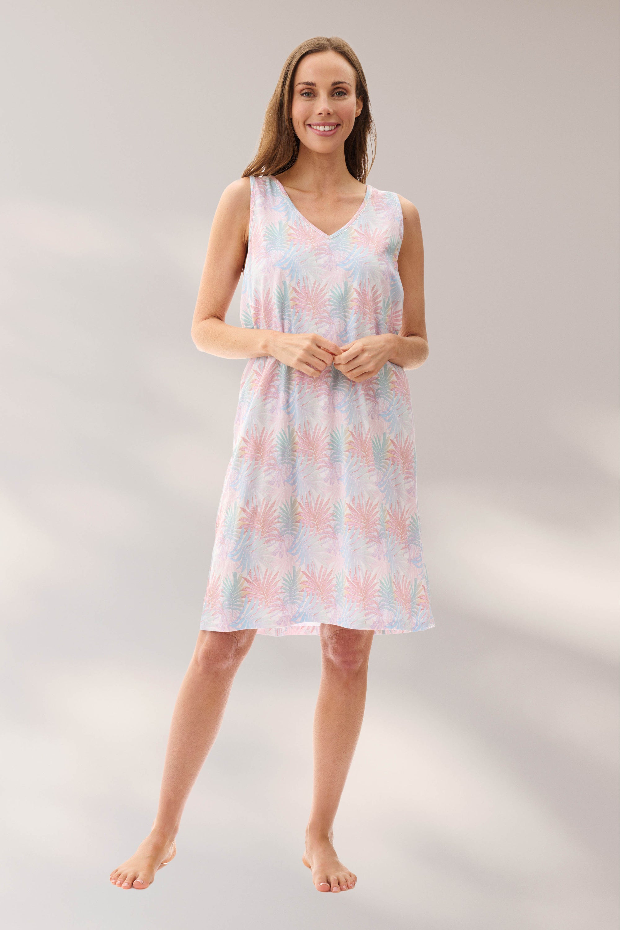 4LP09W - Sleeveless short nightie