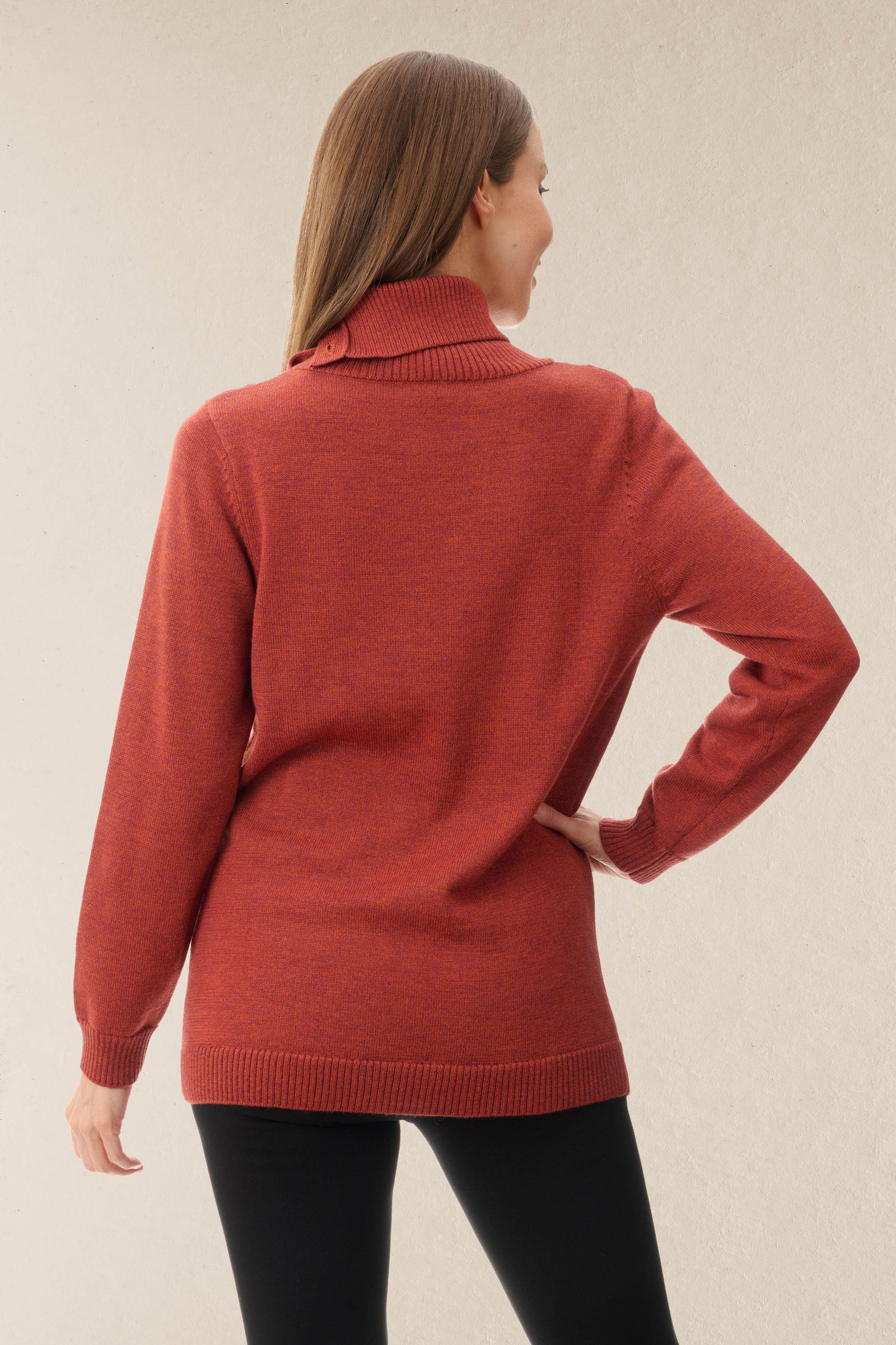 Button collar jumper