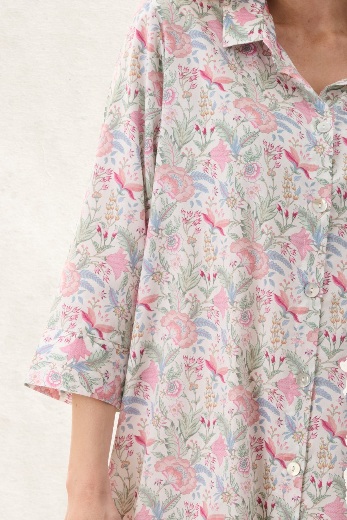 6AC03V - Viviene Short Sleepshirt