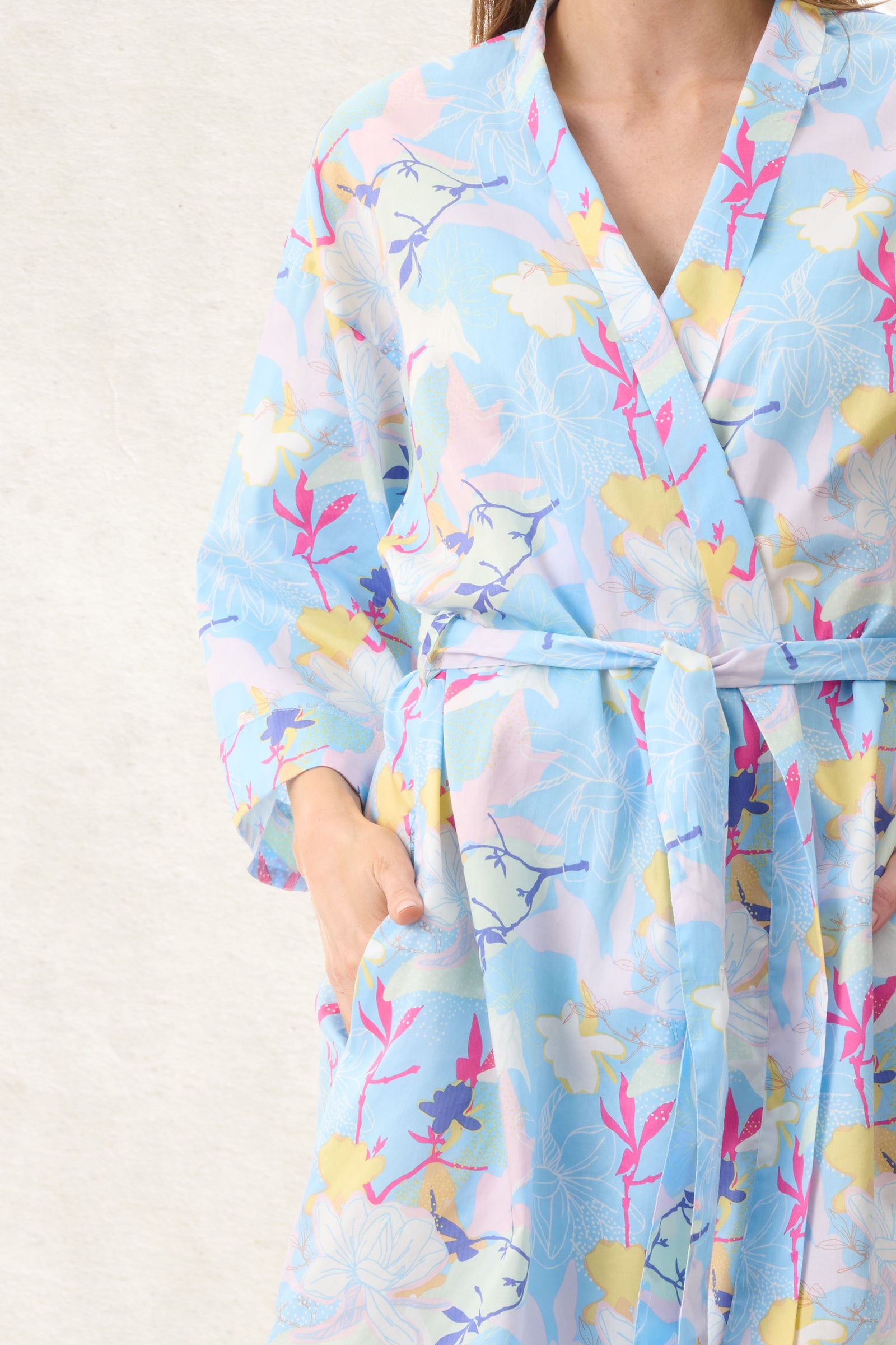 6AC05X - Xander Short Wrap