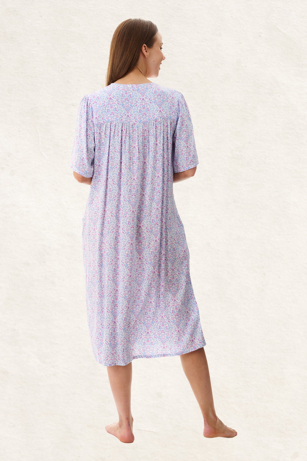 6AF20P - Pearl Brunchcoat