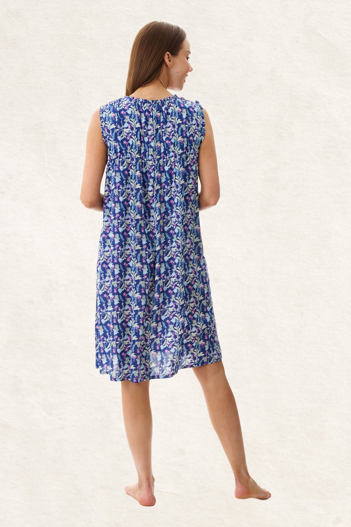 6AF30M - Maria Sleeveless Short Nightie