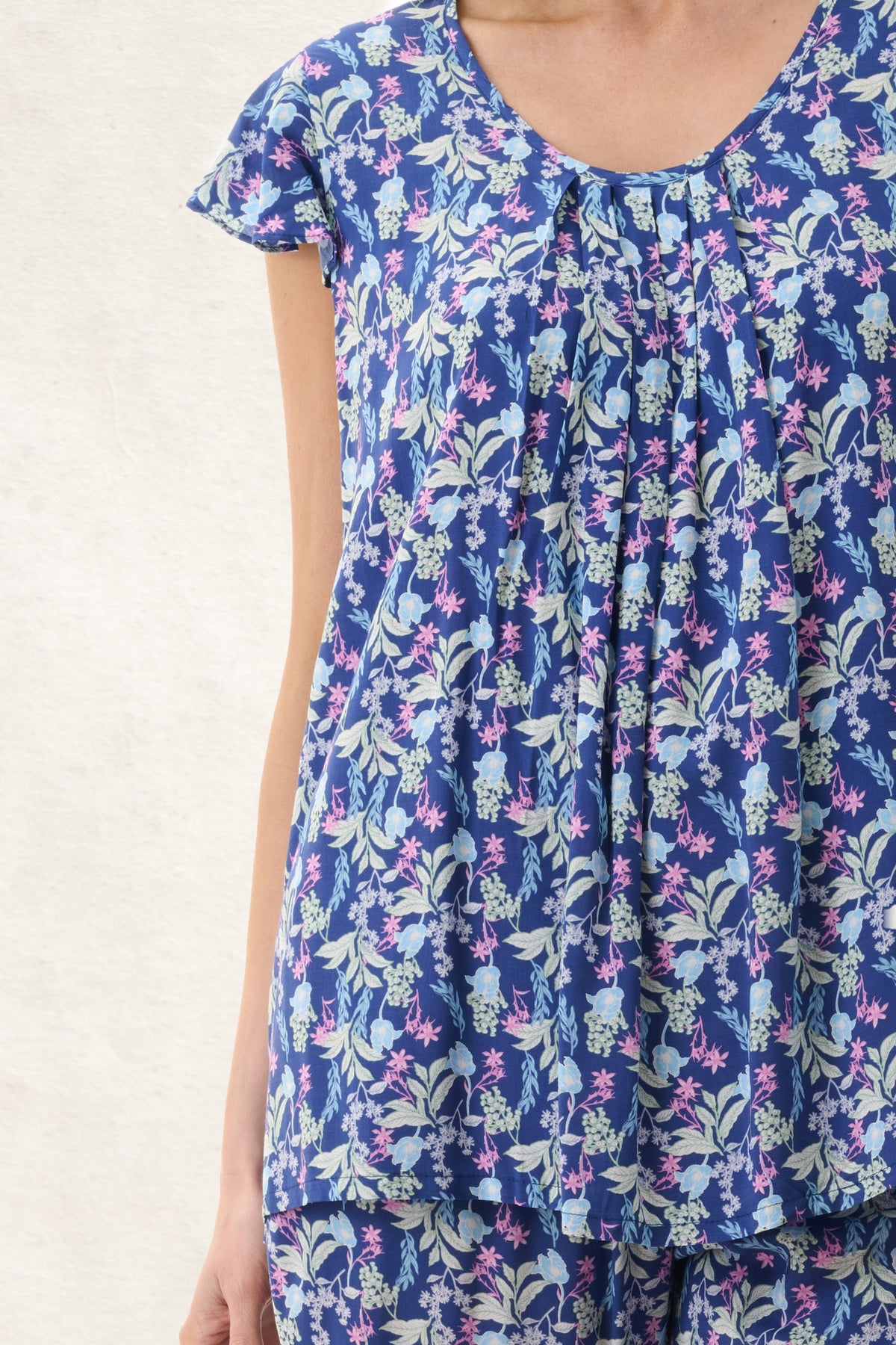 6AF35M - Maria Flutter Sleeve Capri Pyjama