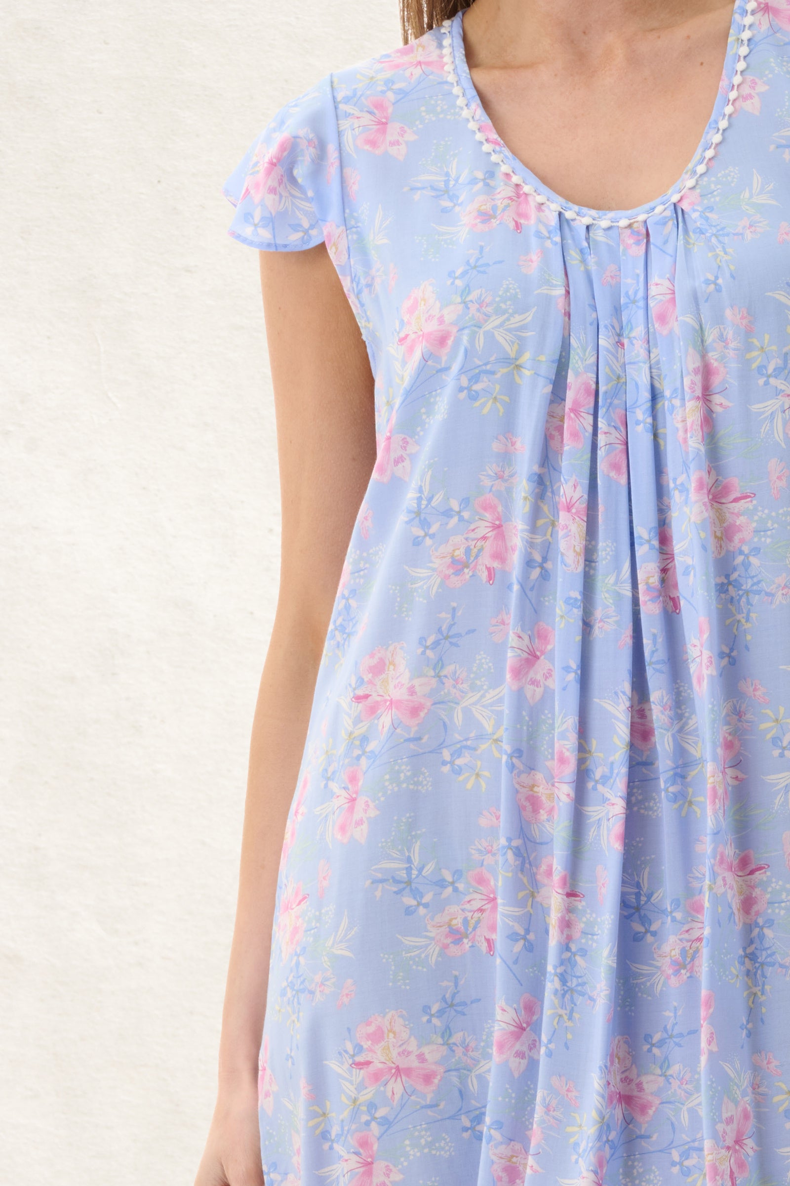 6AF42J - Jessica Flutter Sleeve Short Nightie