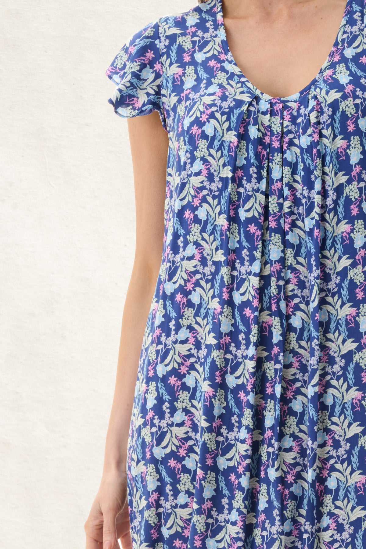 6AF53M - Maria Flutter Sleeve Short Nightie