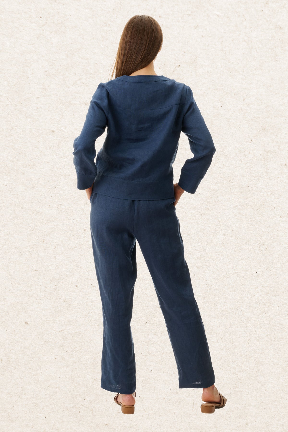 6AL67 - Seamed linen jacket