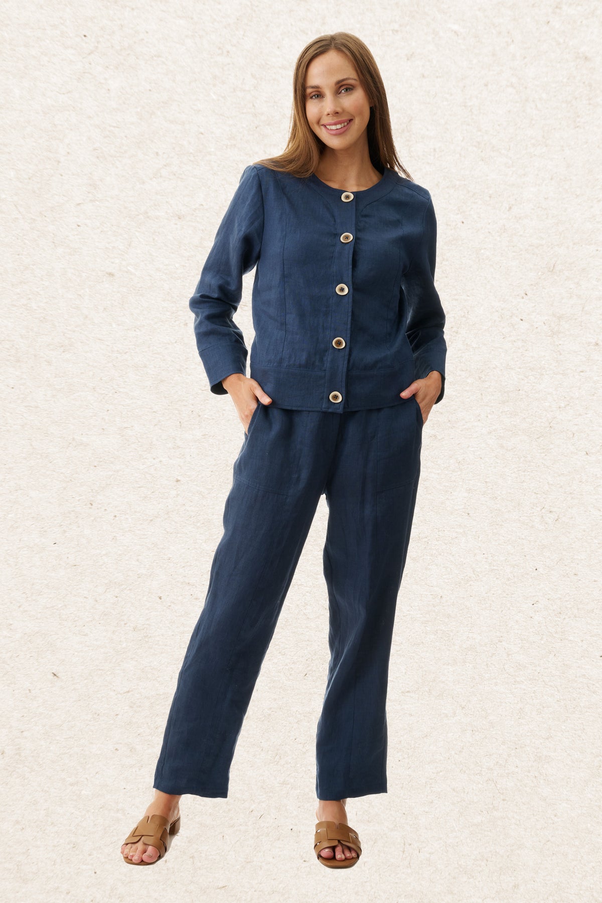 6AL79 - Seamed linen pant