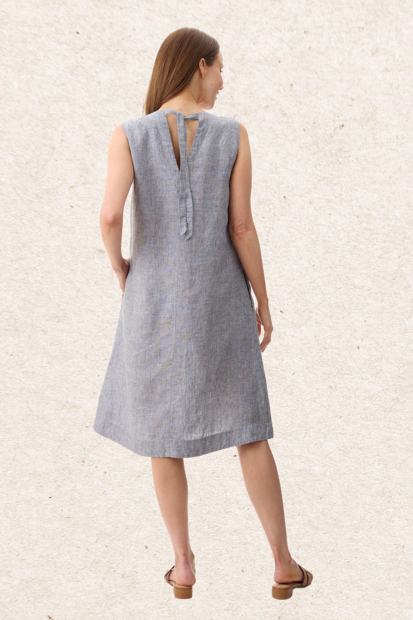 6AL72S - Sunflower linen dress