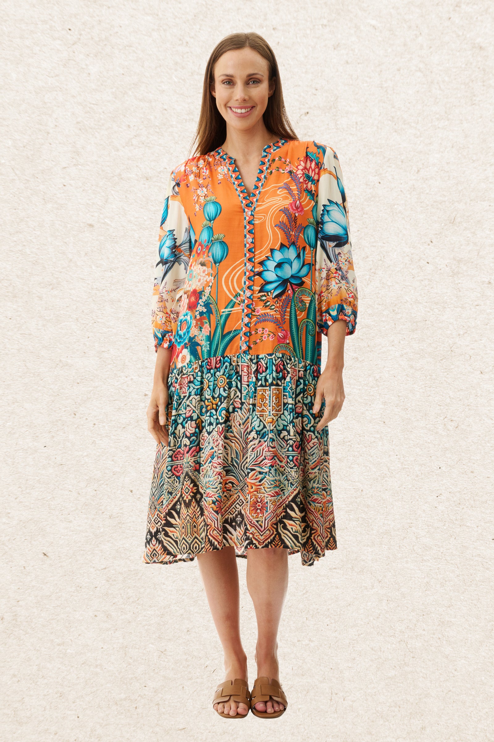 6AR123B - Bromelia print dress