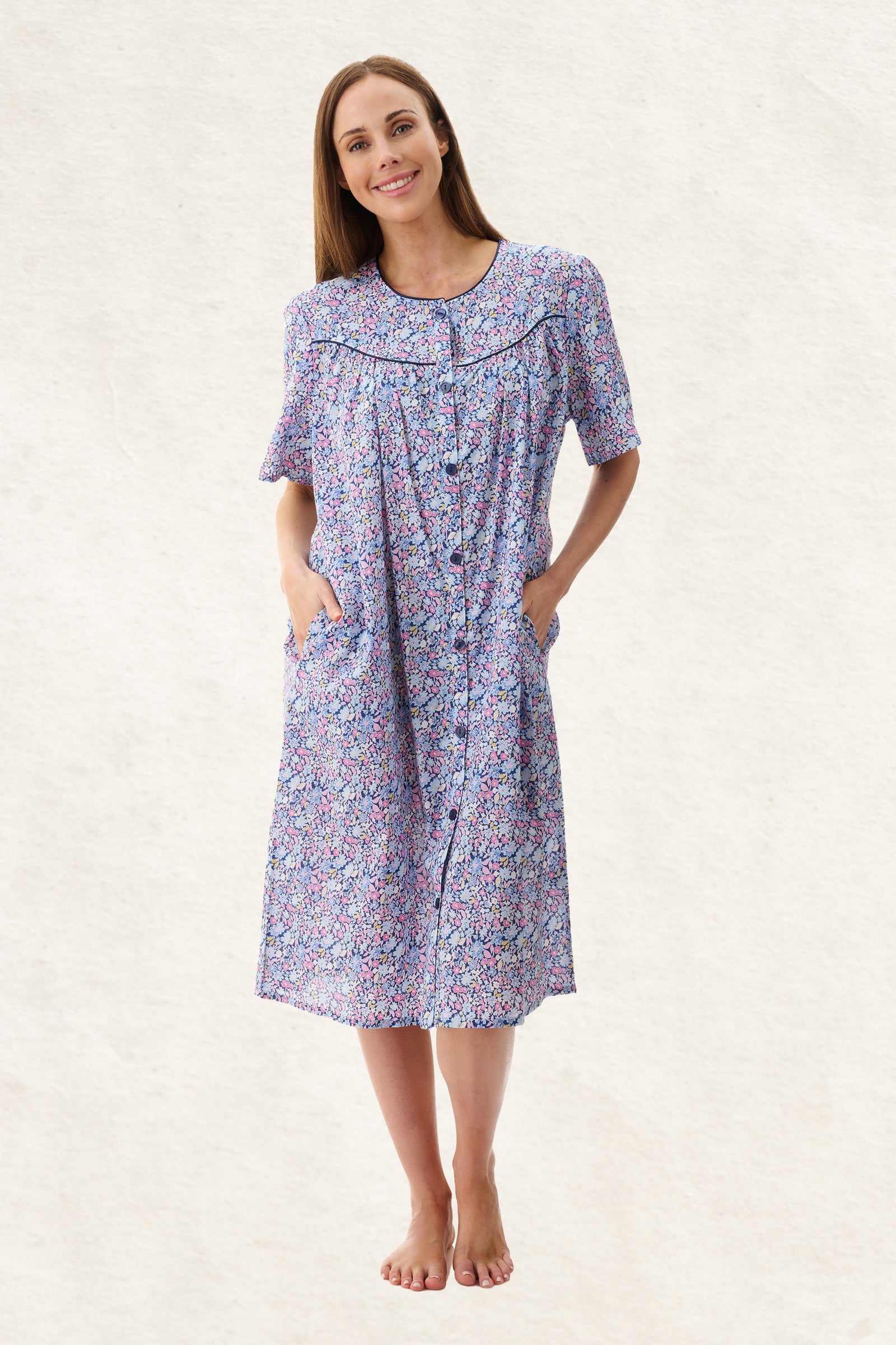 6BV18D - Daisy Short Sleeve Brunchcoat