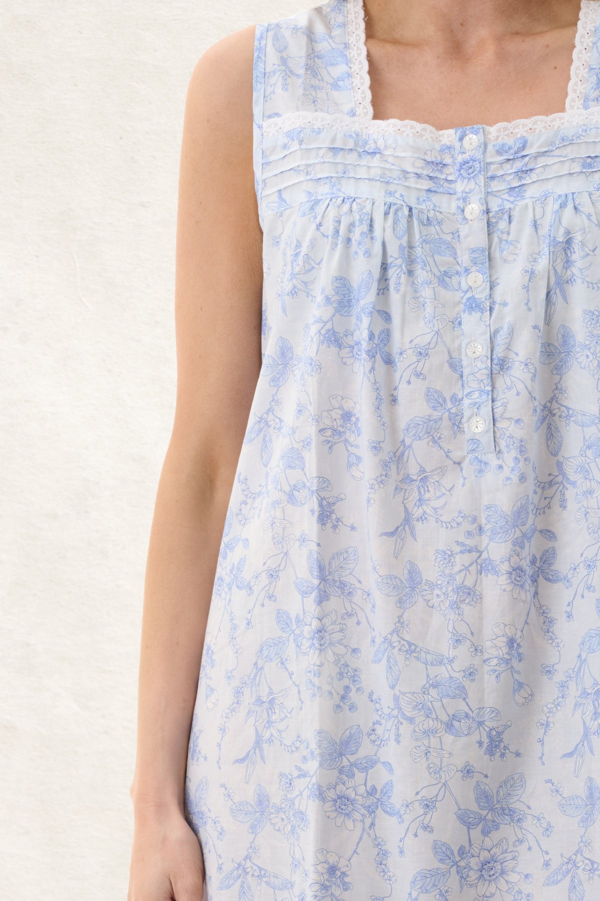 6BV30E - Eliza Sleeveless Short Nightie