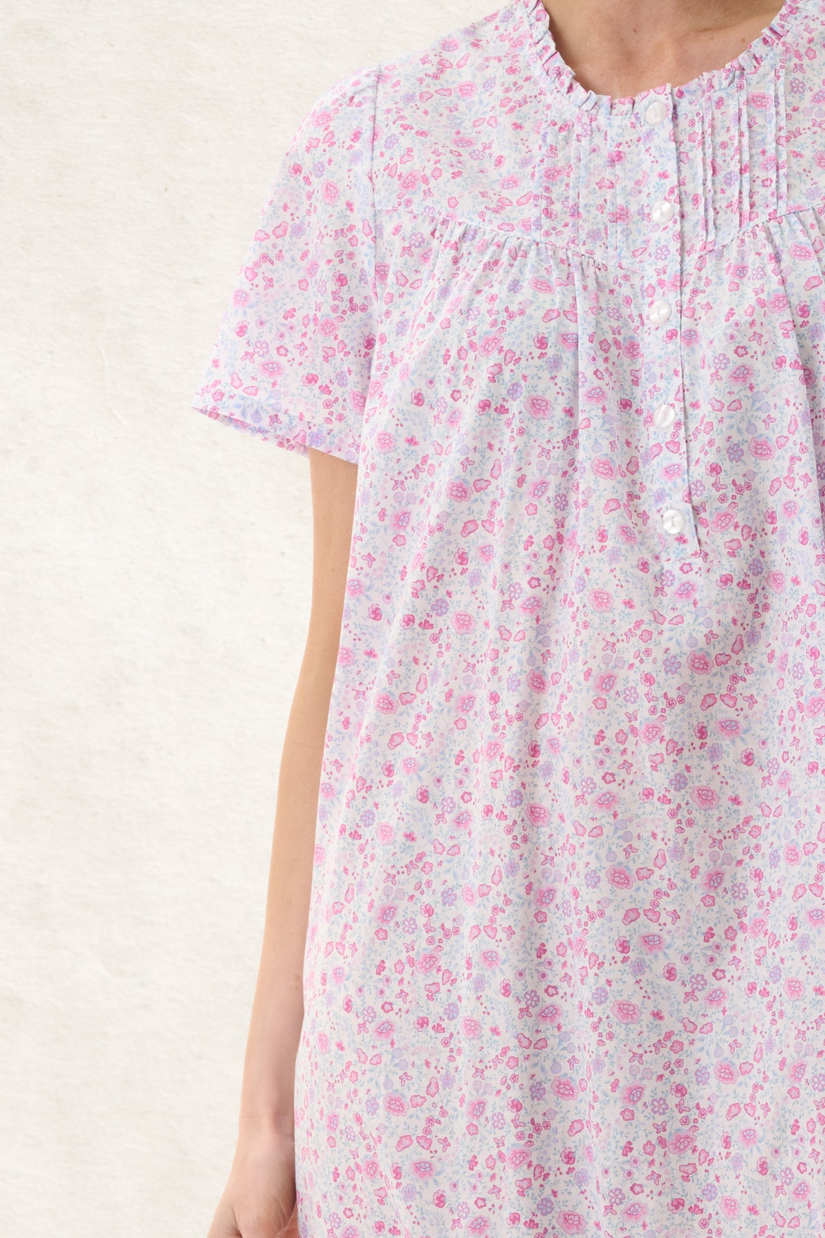 6BV39B - Brodie Short Sleeve Mid Nightie