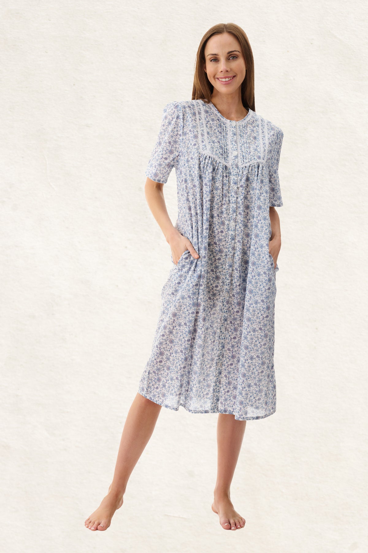 6BV48A - Astrid Brunchcoat