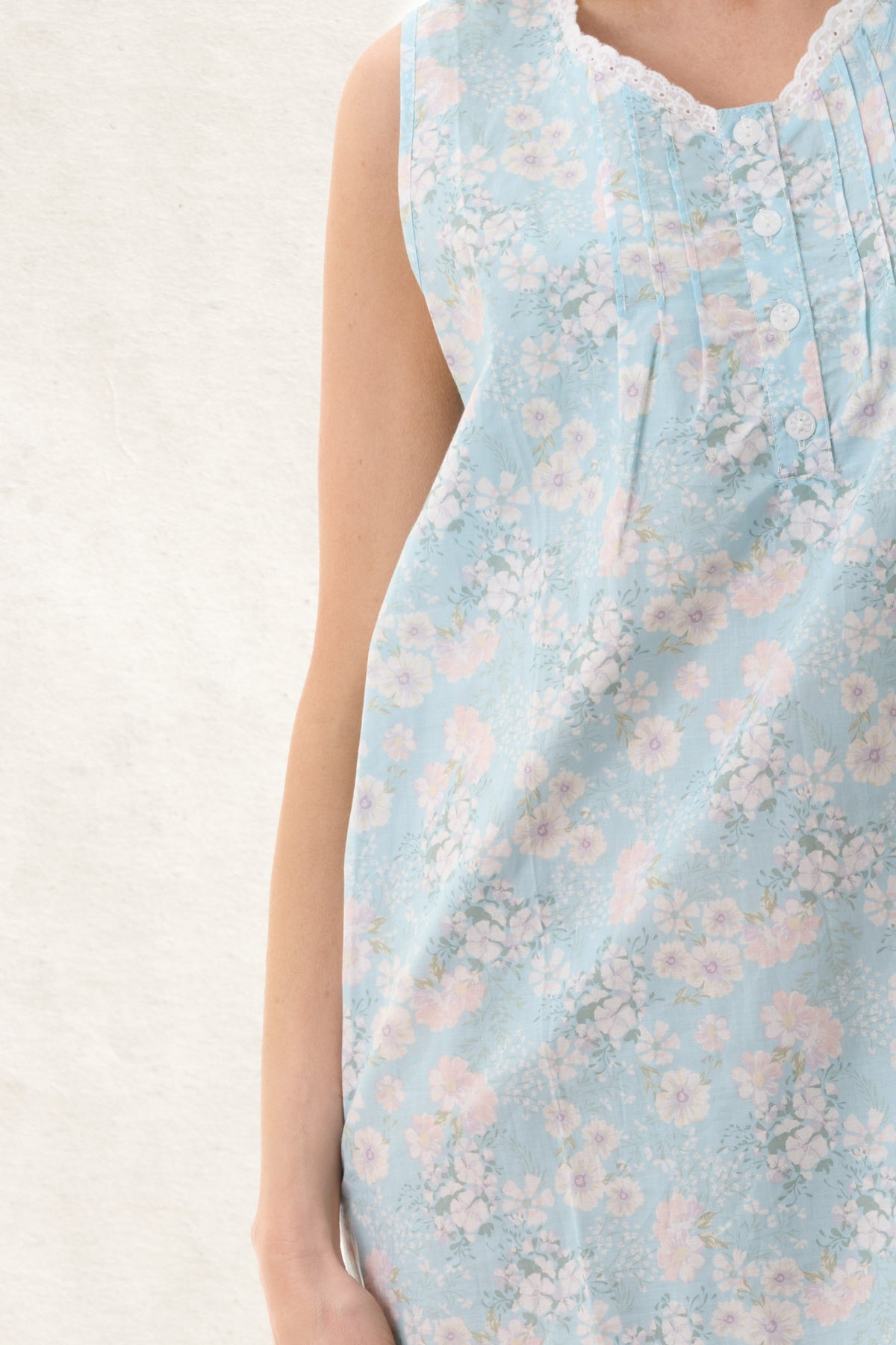 6BV85C - Cora Sleeveless Short Nightie