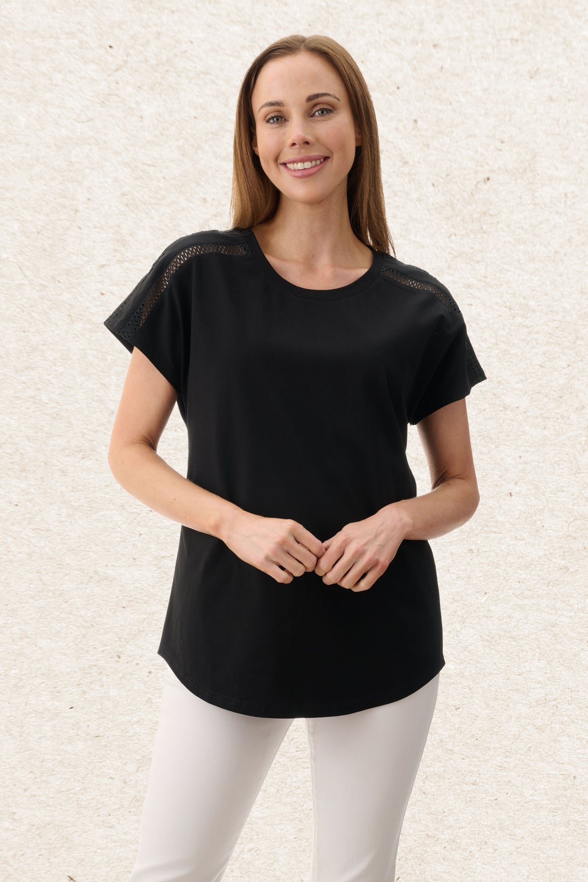 6CB04 - Extended sleeve t-shirt