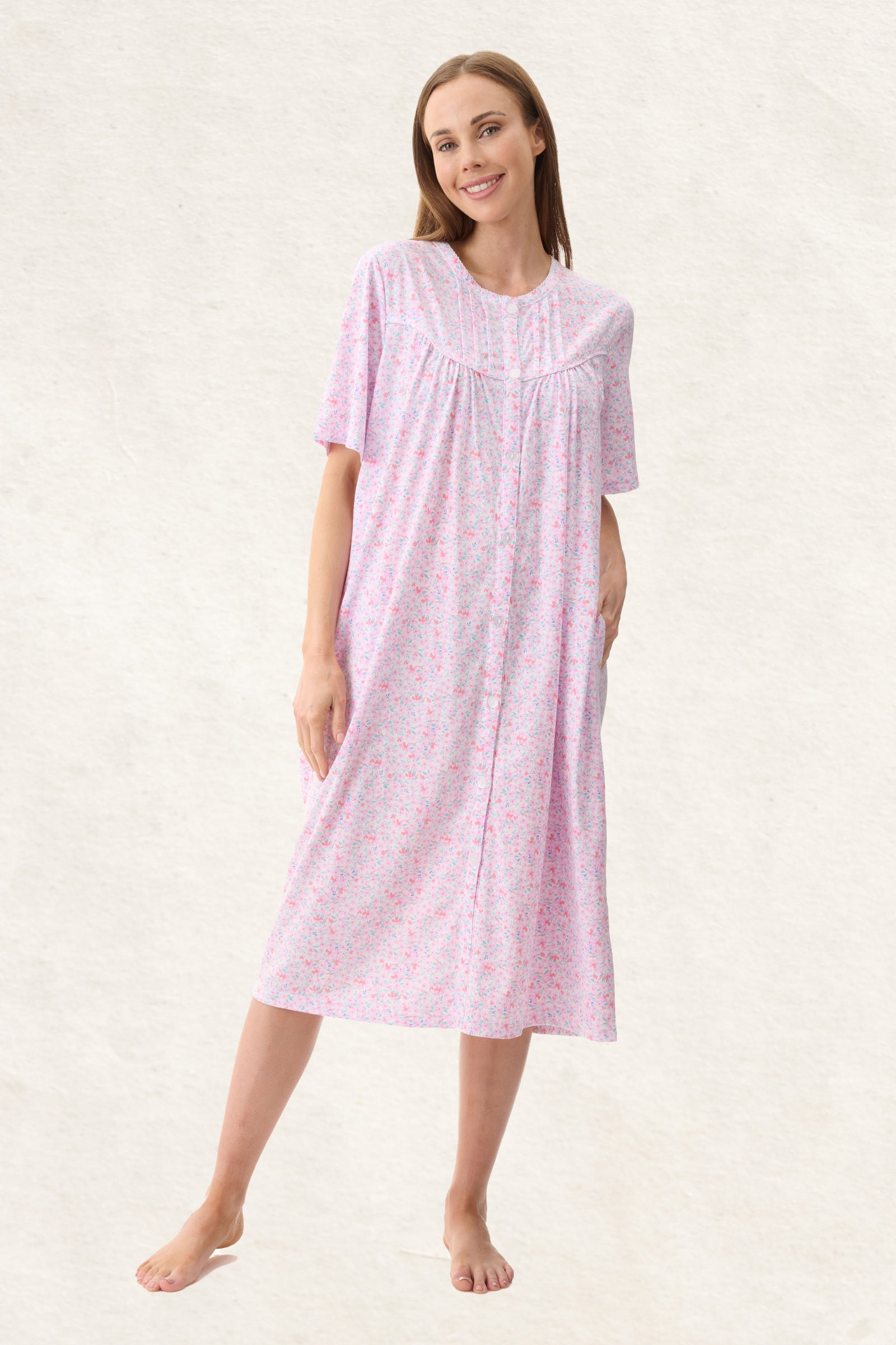 6HP17C - Connie Brunchcoat