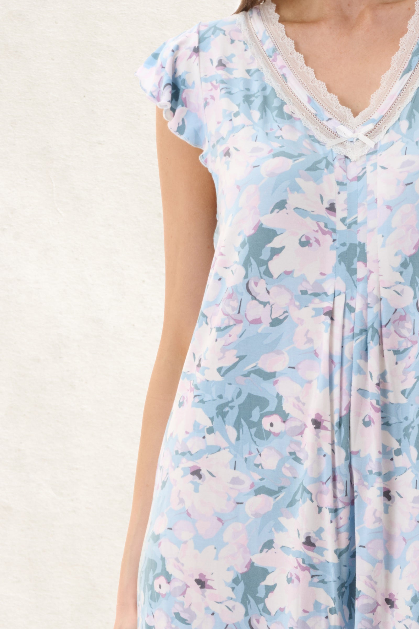 6LG33A - Amelia Flutter Sleeve Short Nightie