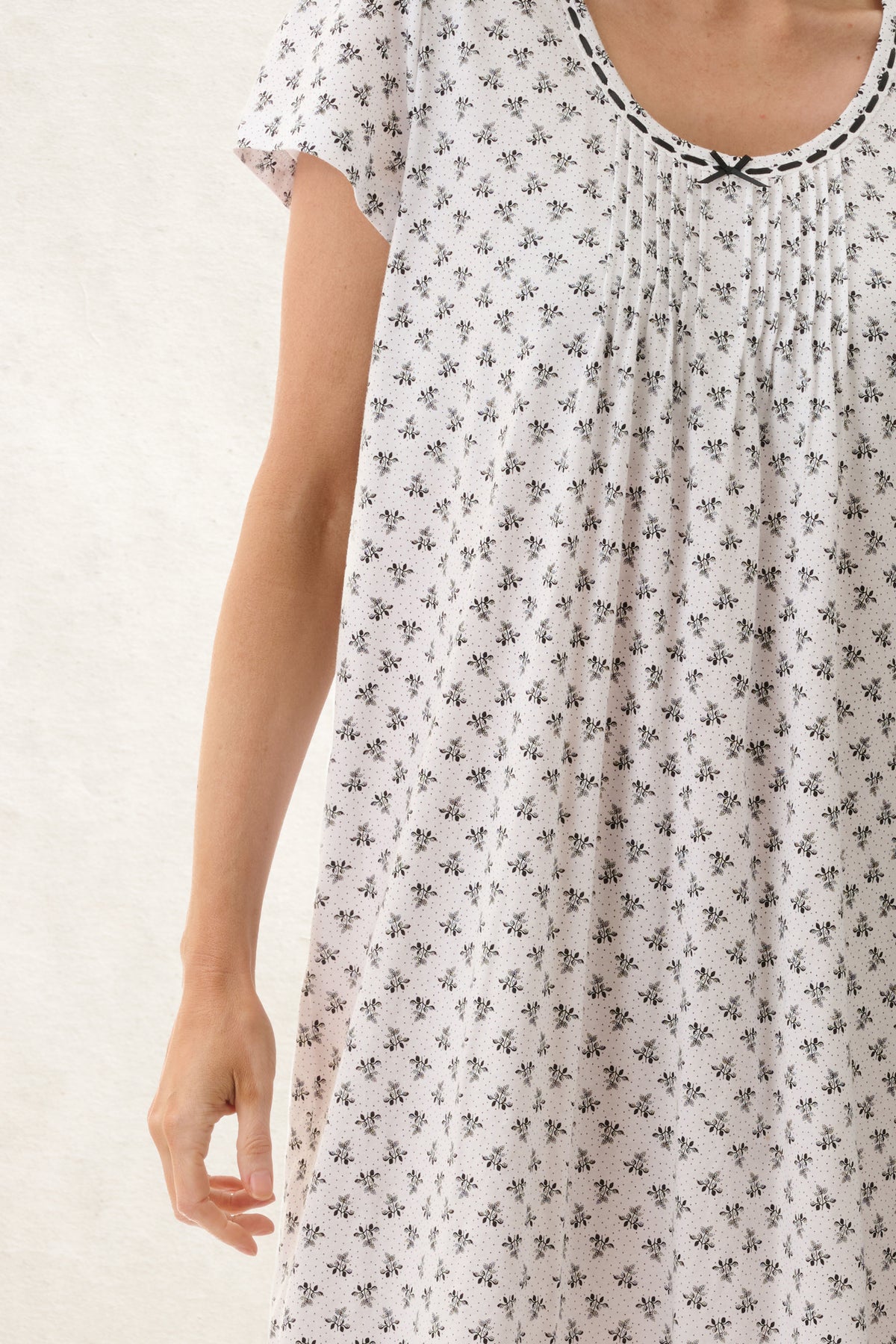 6LP67D - Dani Cap Sleeve Short Nightie