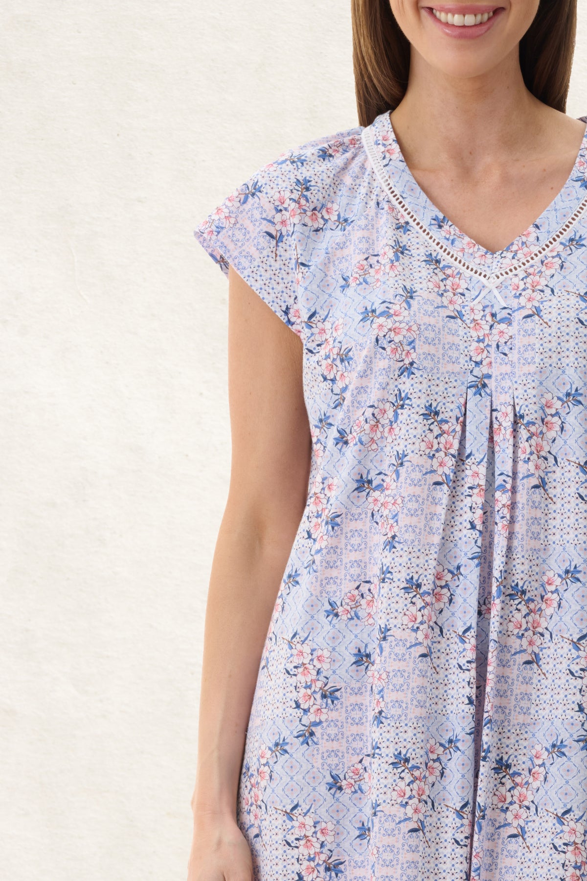 6LP67X - Xavia Cap Sleeve Short Nightie