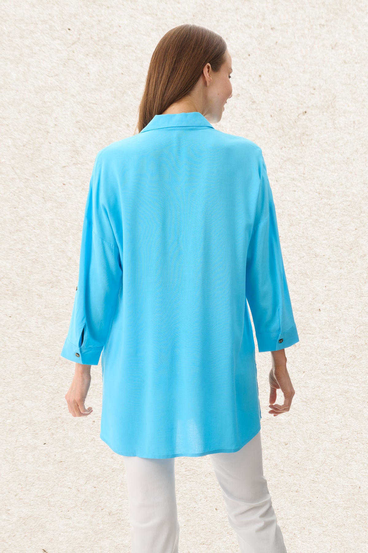 6MR114 - Collared tunic