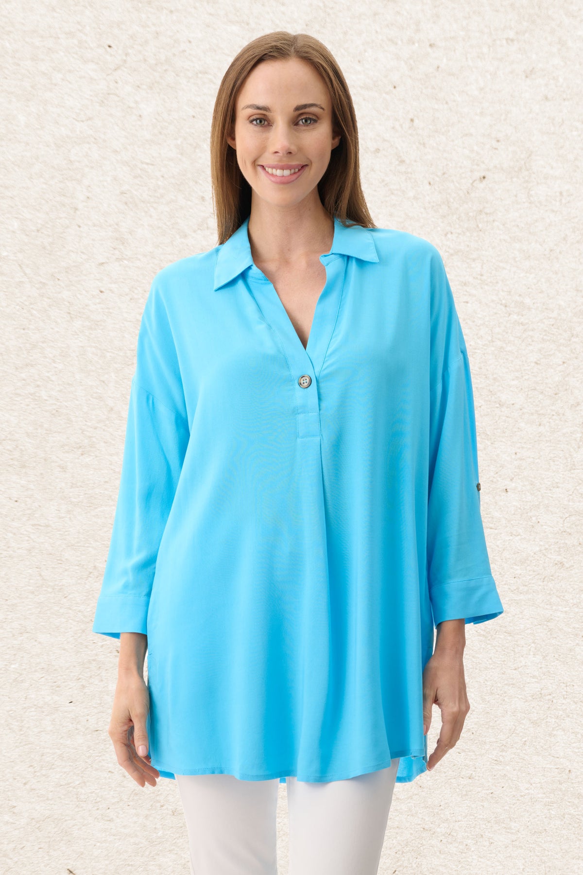 6MR114 - Collared tunic
