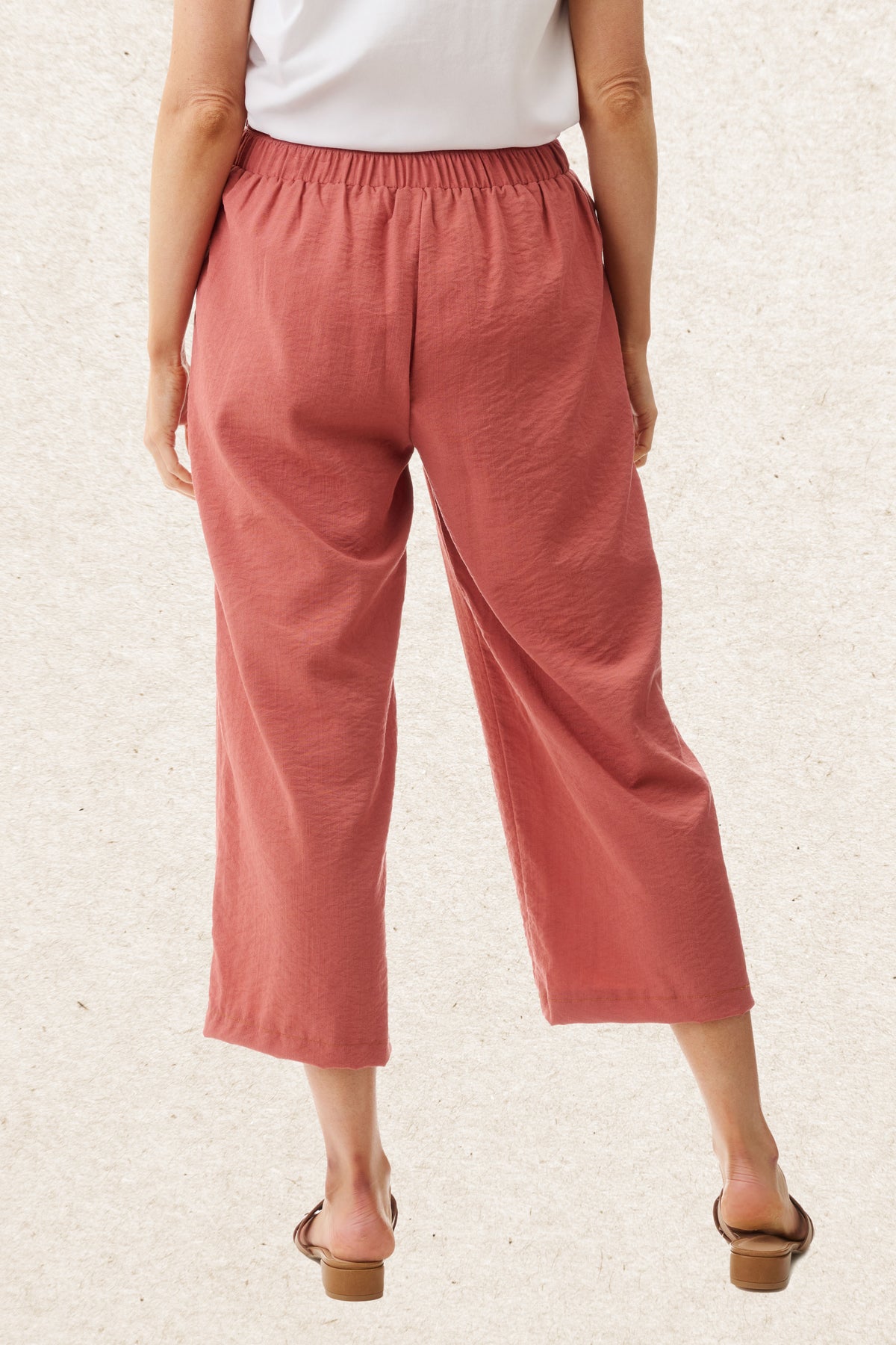6RL75 - Crop button detail pant