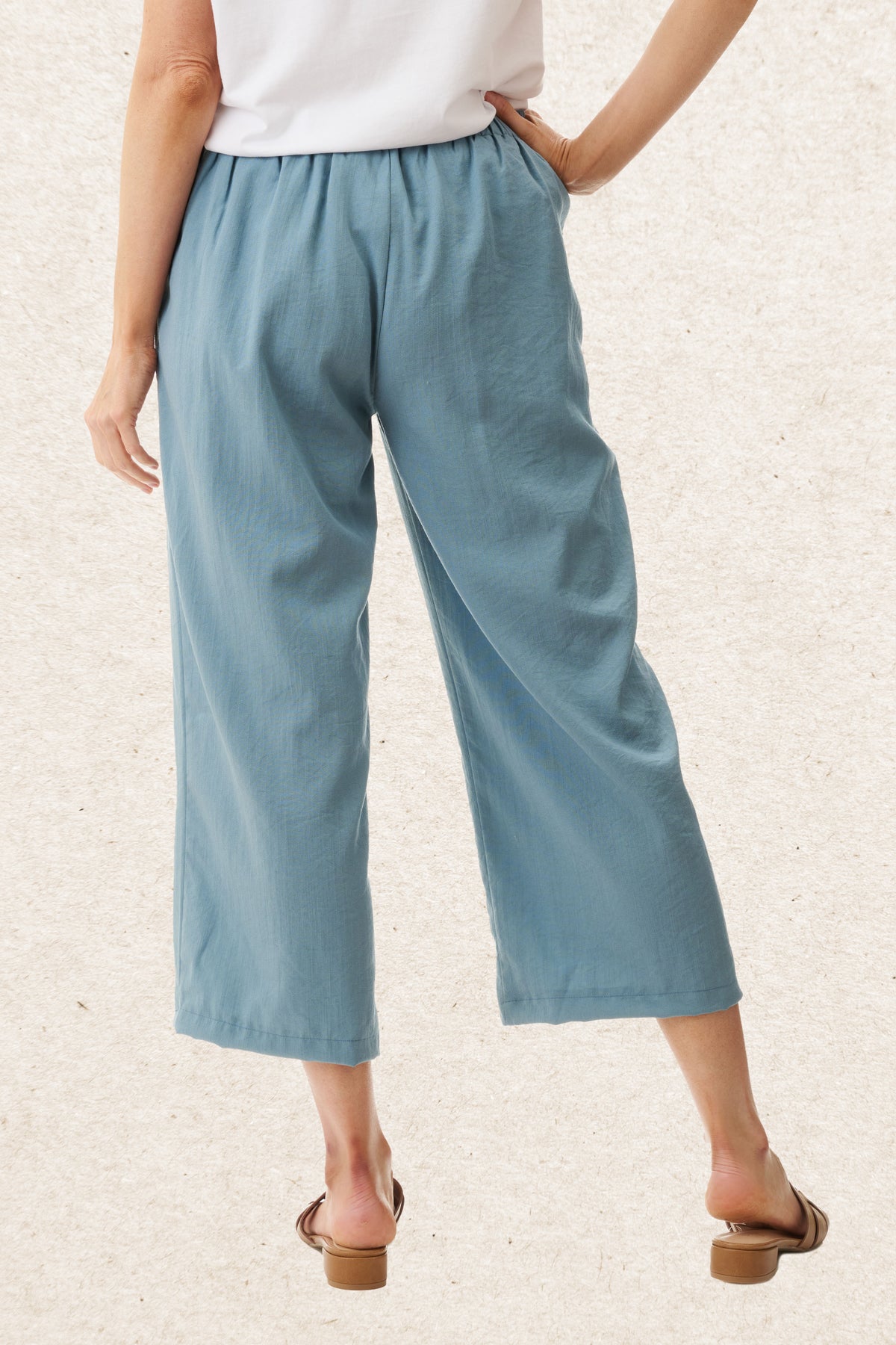6RL75 - Crop button detail pant