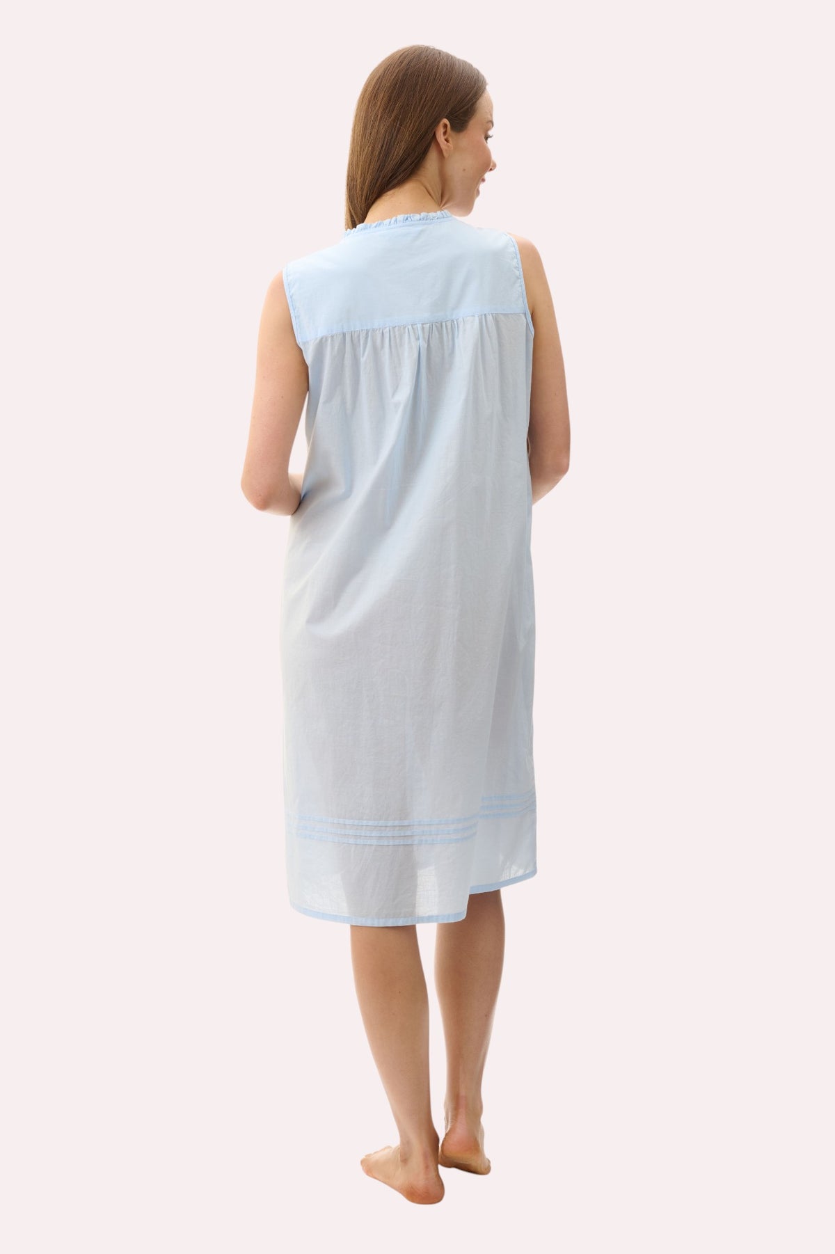 7AJ86 - Sleeveless short nightie