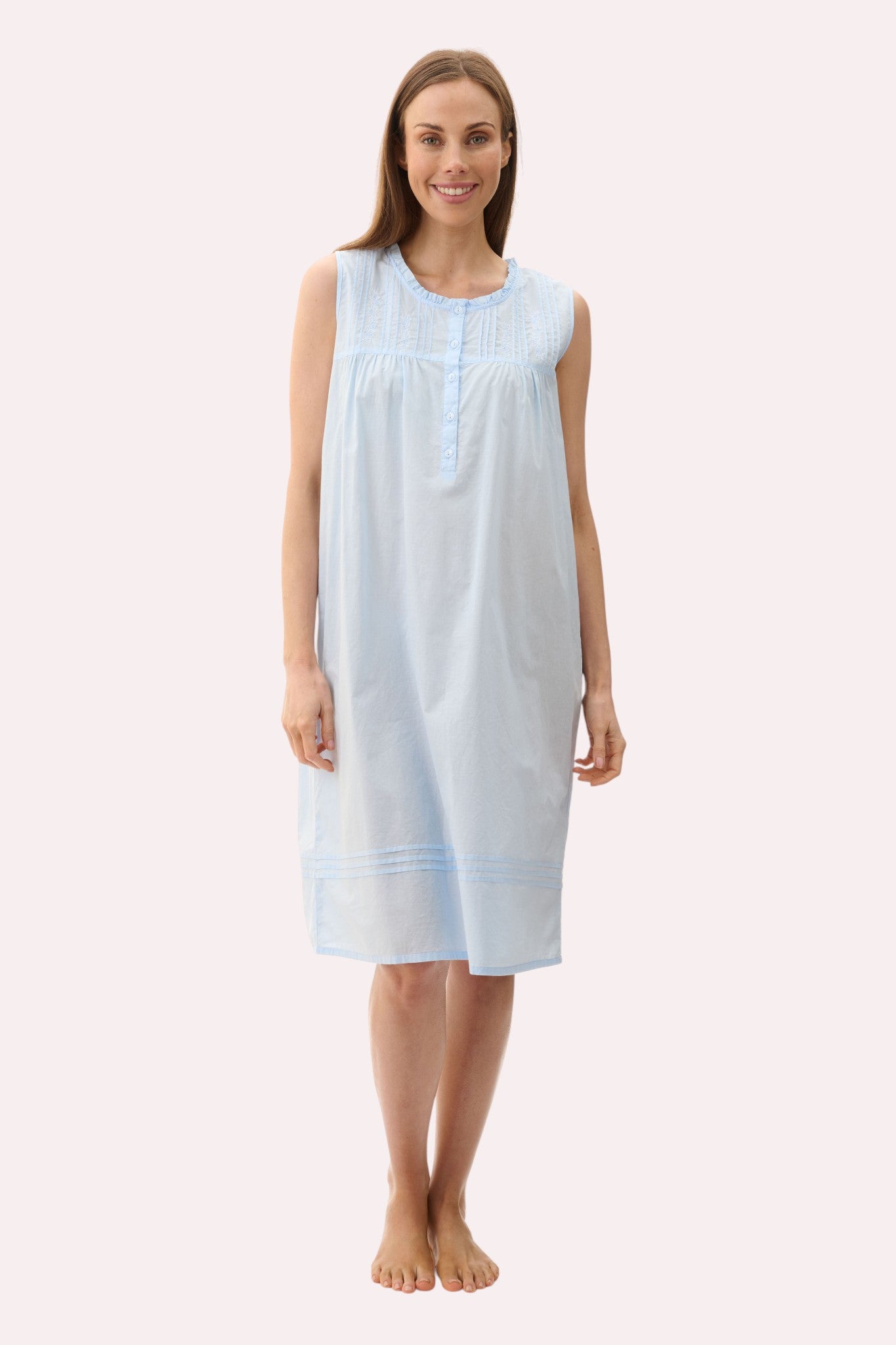7AJ86 - Sleeveless short nightie
