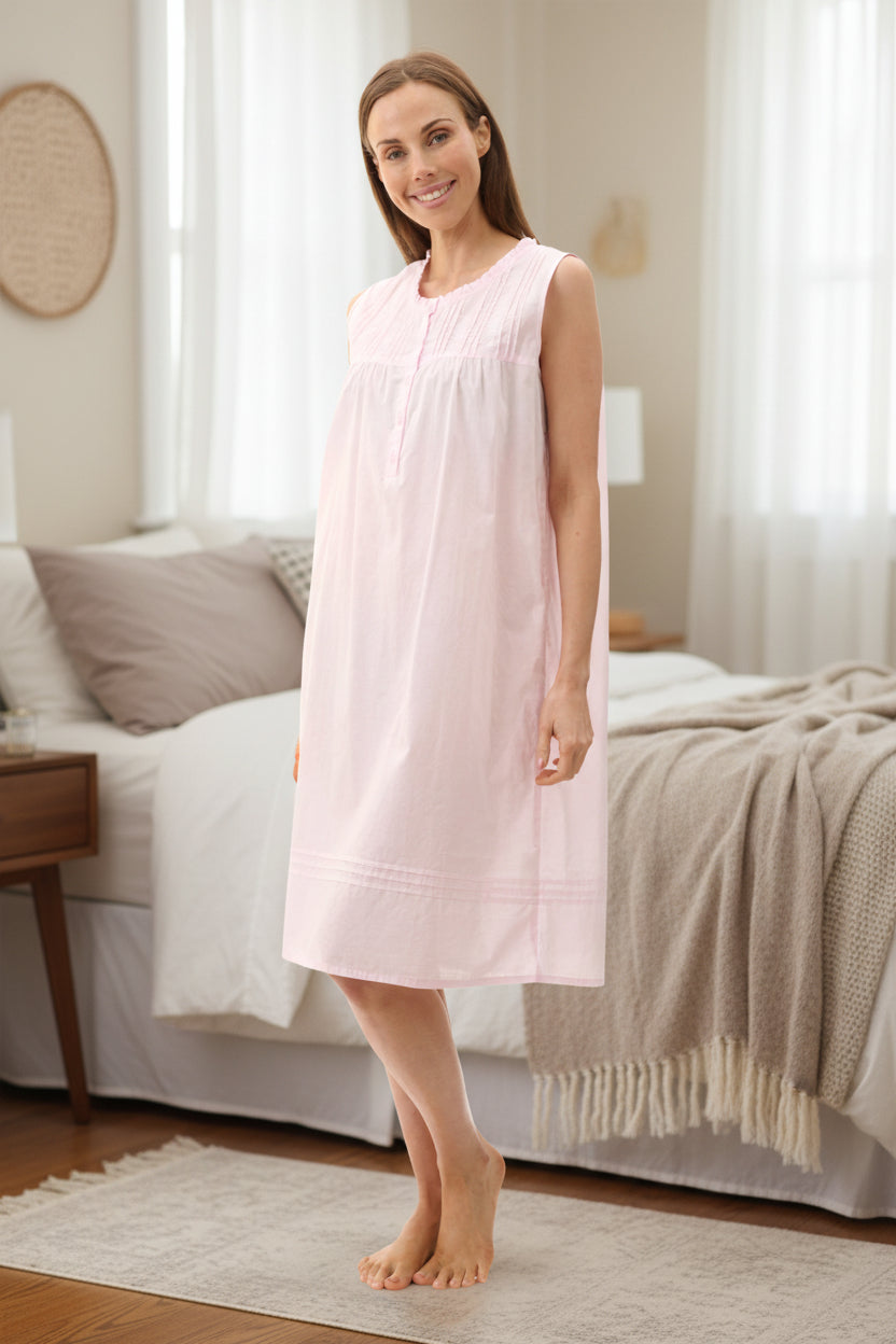7AJ86 - Sleeveless short nightie