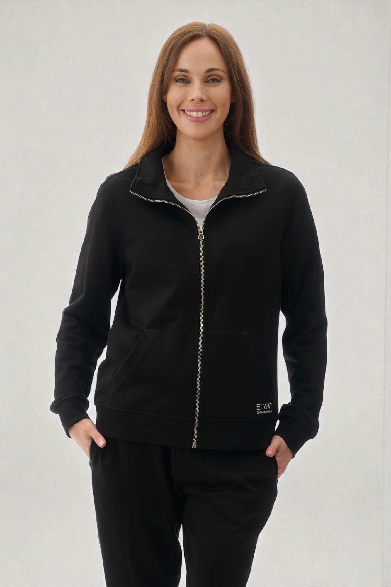 7FB69 - Zip through lounge jacket