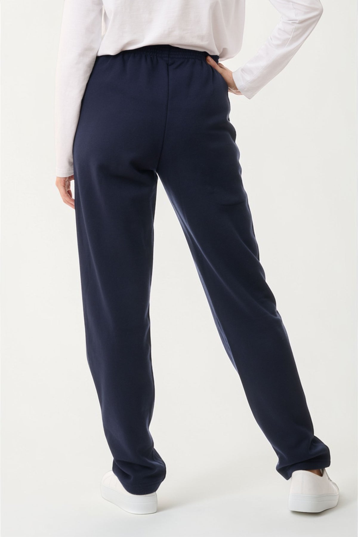 Fleece elastic waist pant