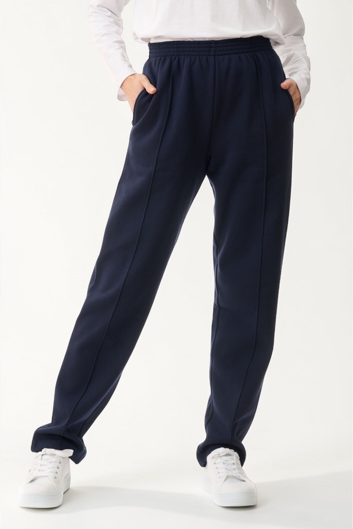 Fleece elastic waist pant