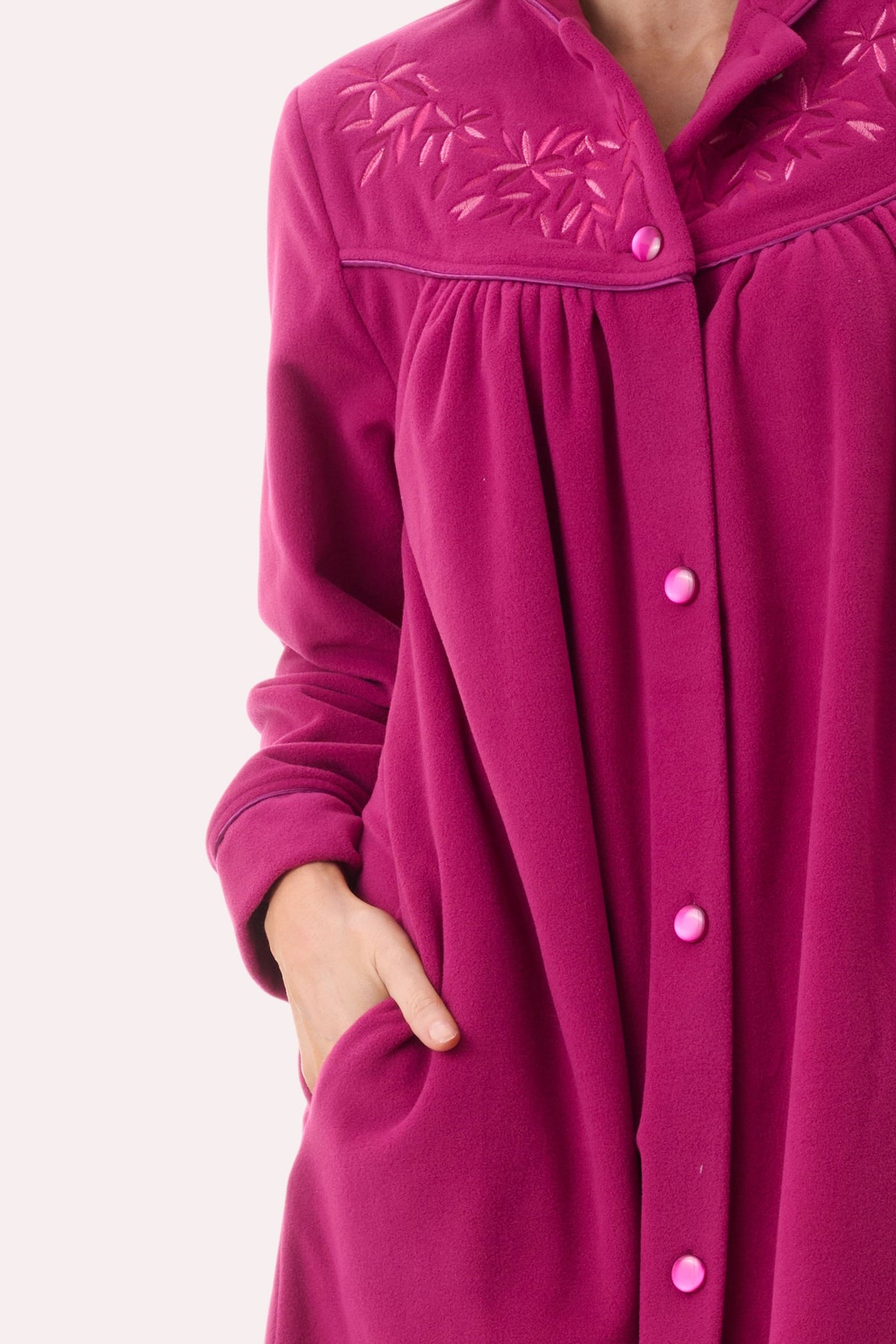 7GB80 - Mid button gown