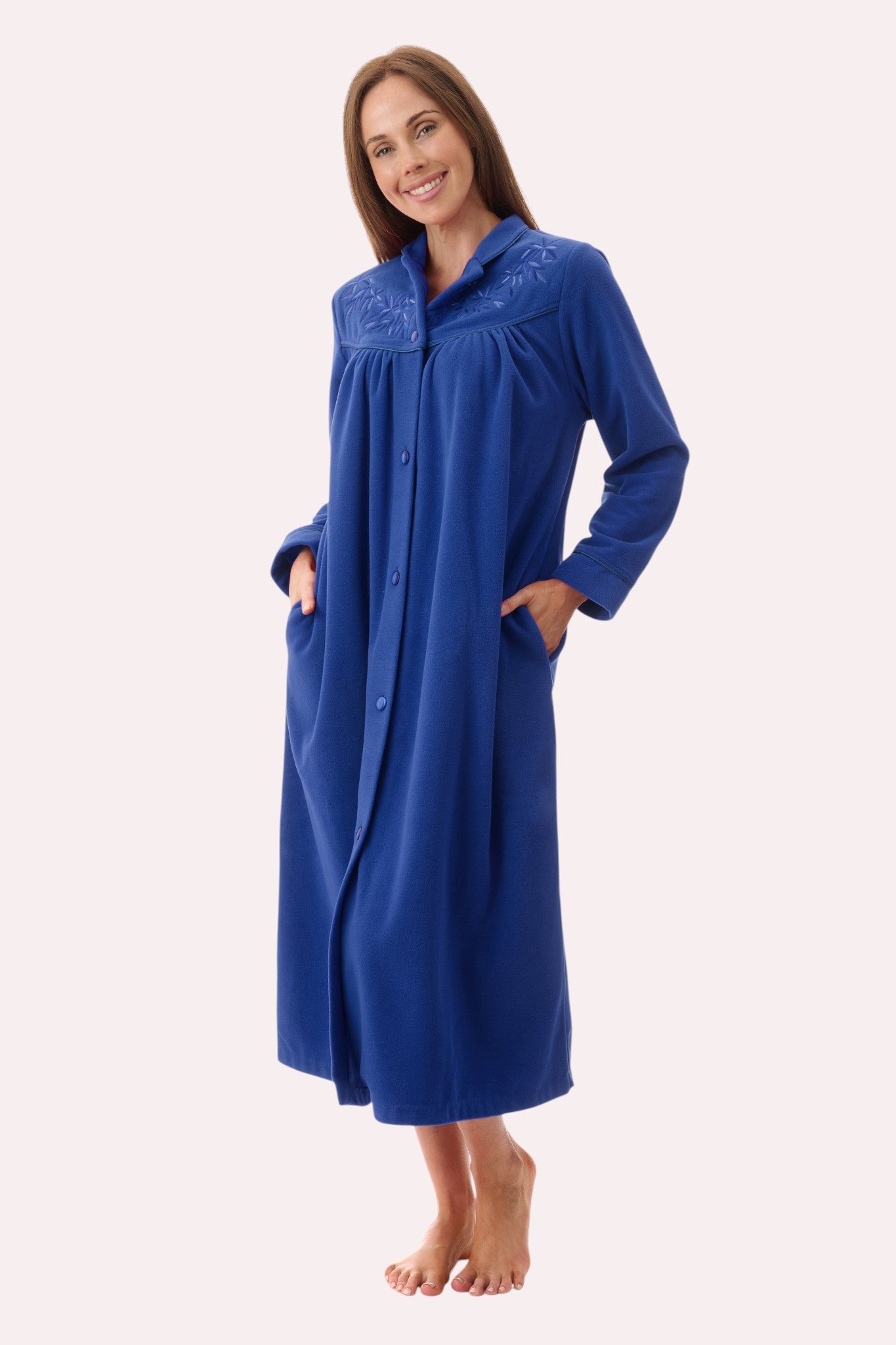 7GB80 - Mid button gown