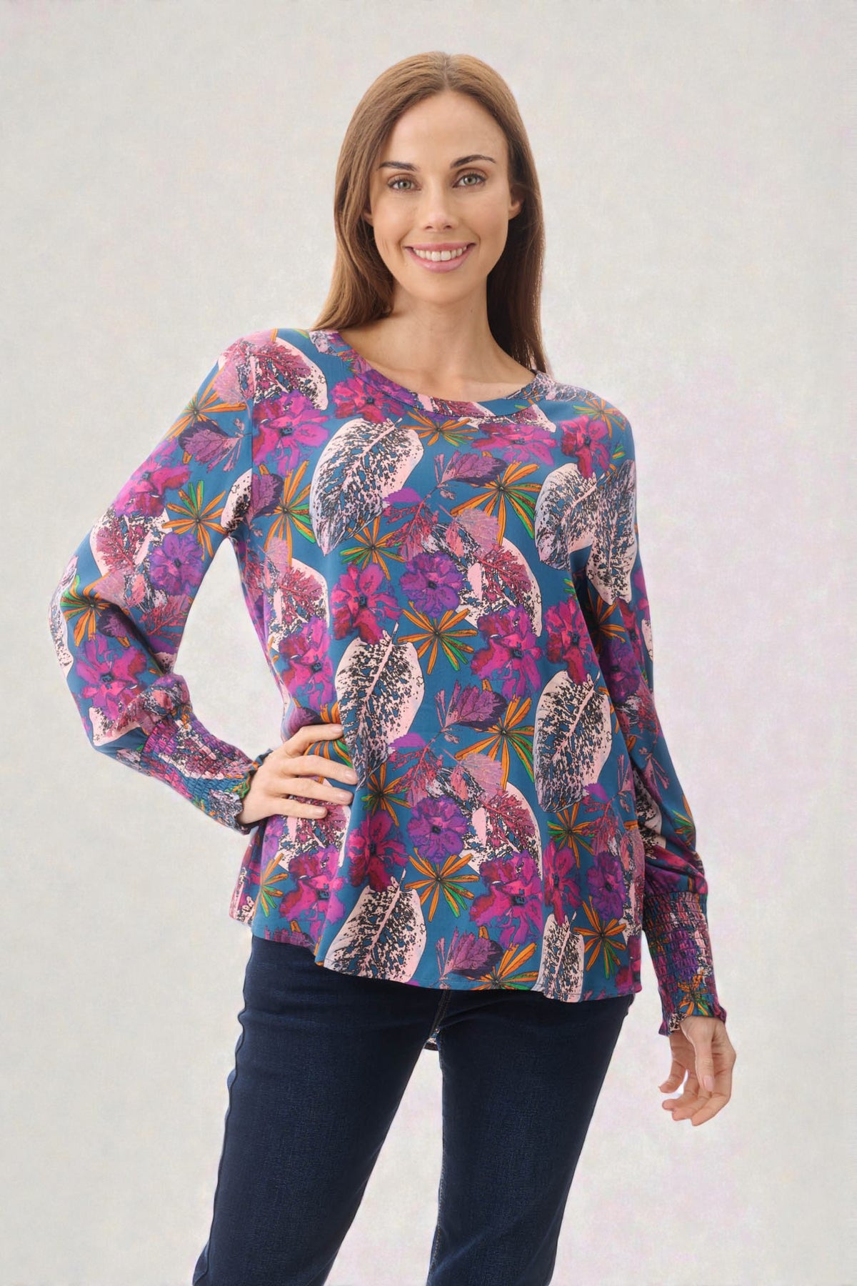 Bell crew neck blouse