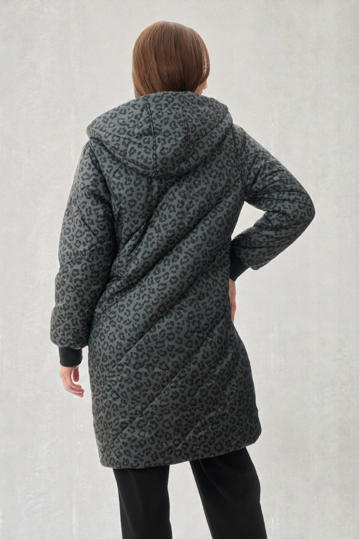 Reversible puffer jacket