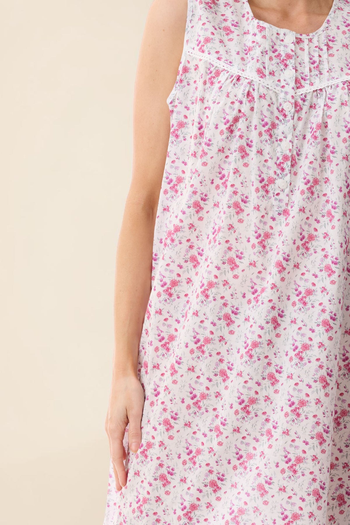 Genoa Sleeveless short nightie
