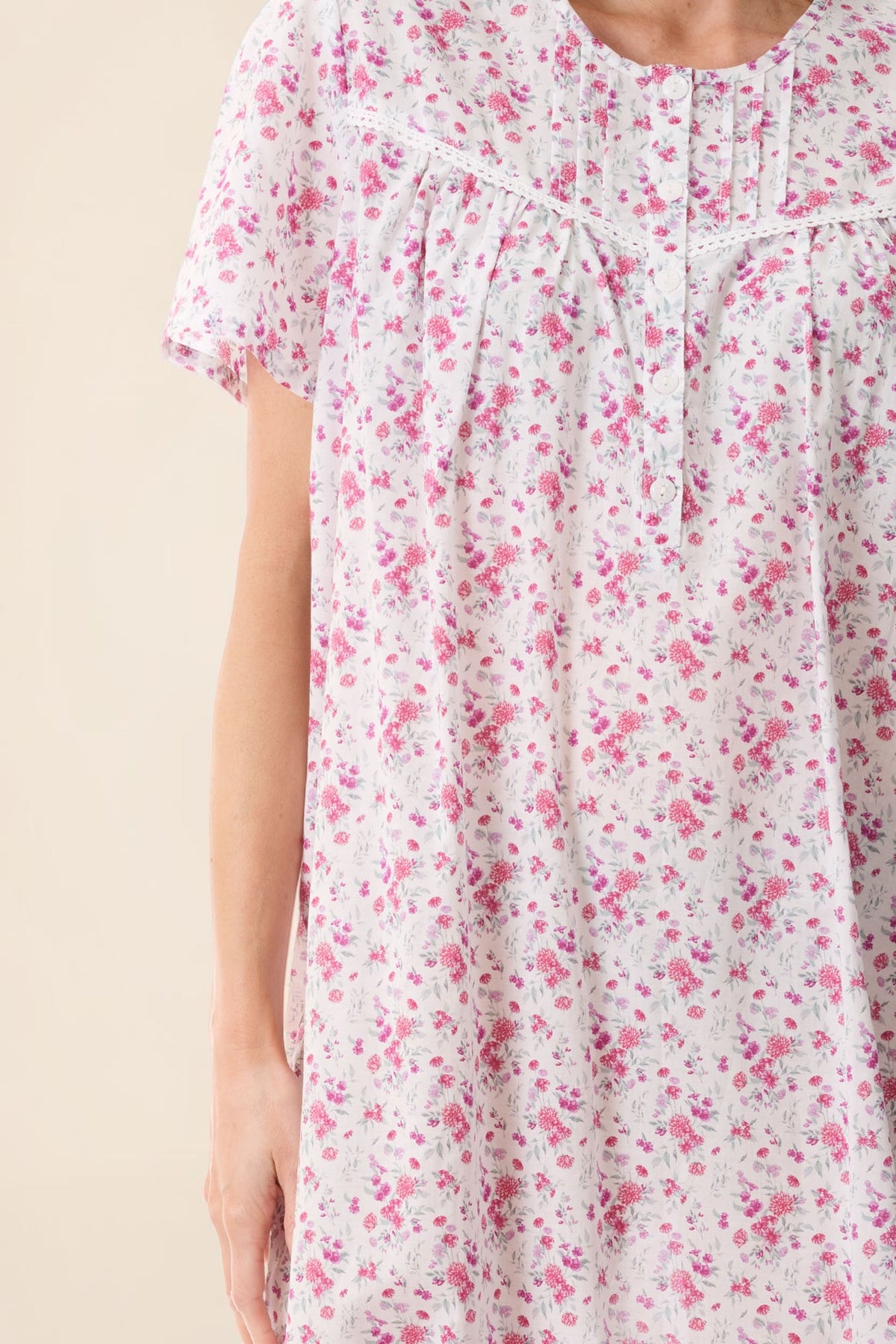 Genoa Short sleeve short nightie