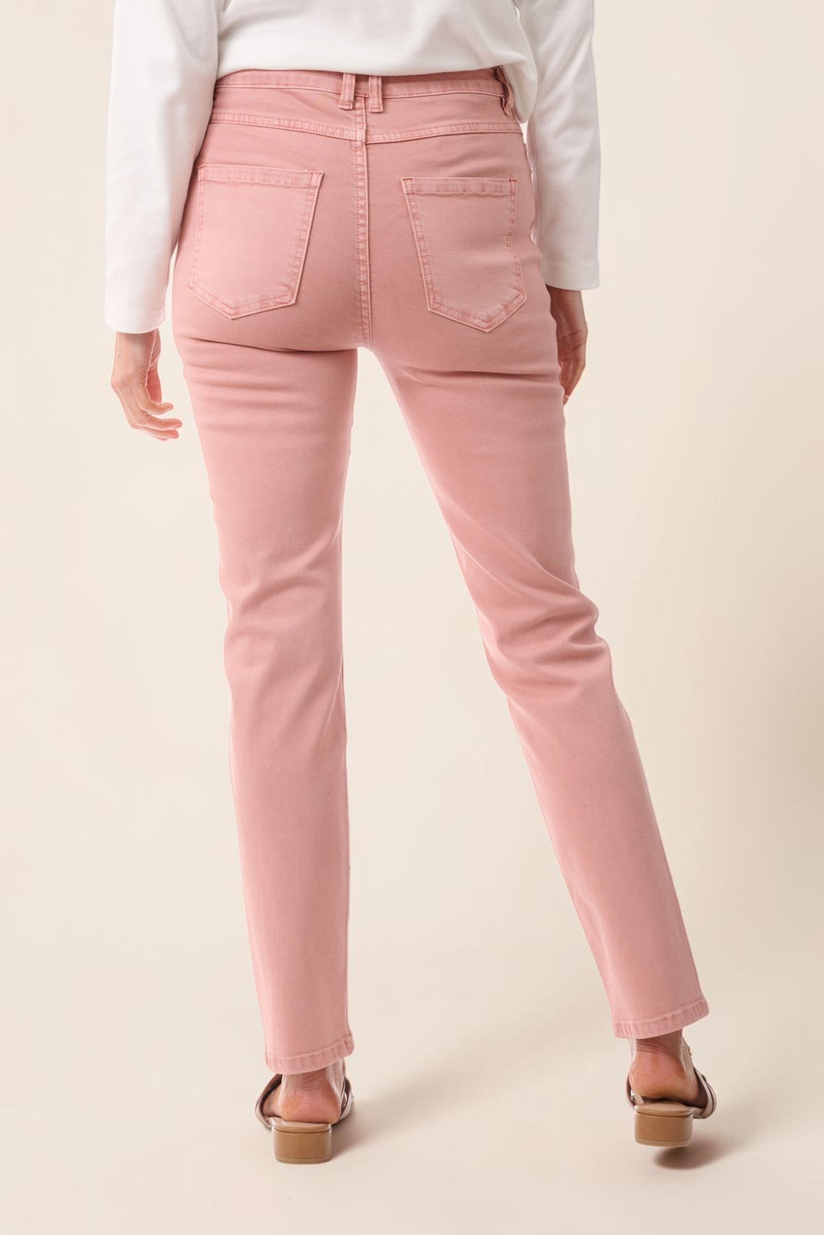 Straight leg jean