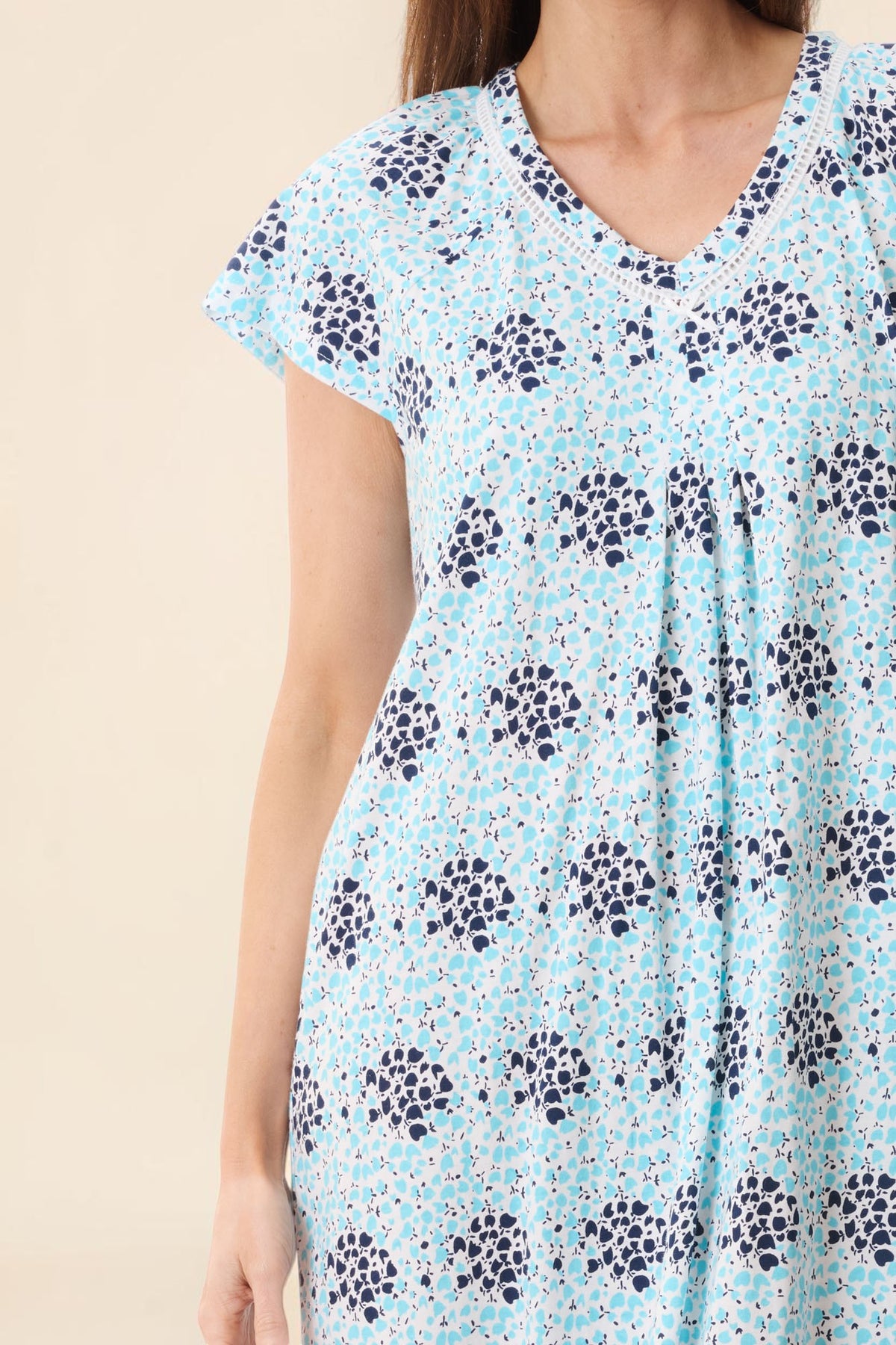 Dazio Cap sleeve short nightie