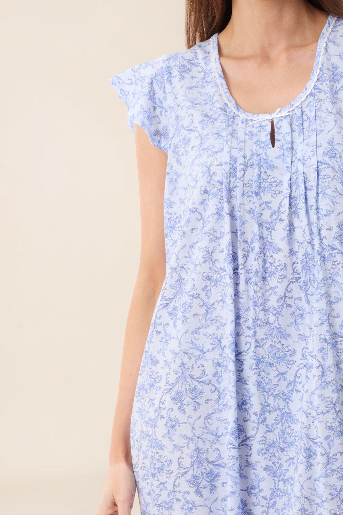 Grado Flutter sleeve mid length nightie