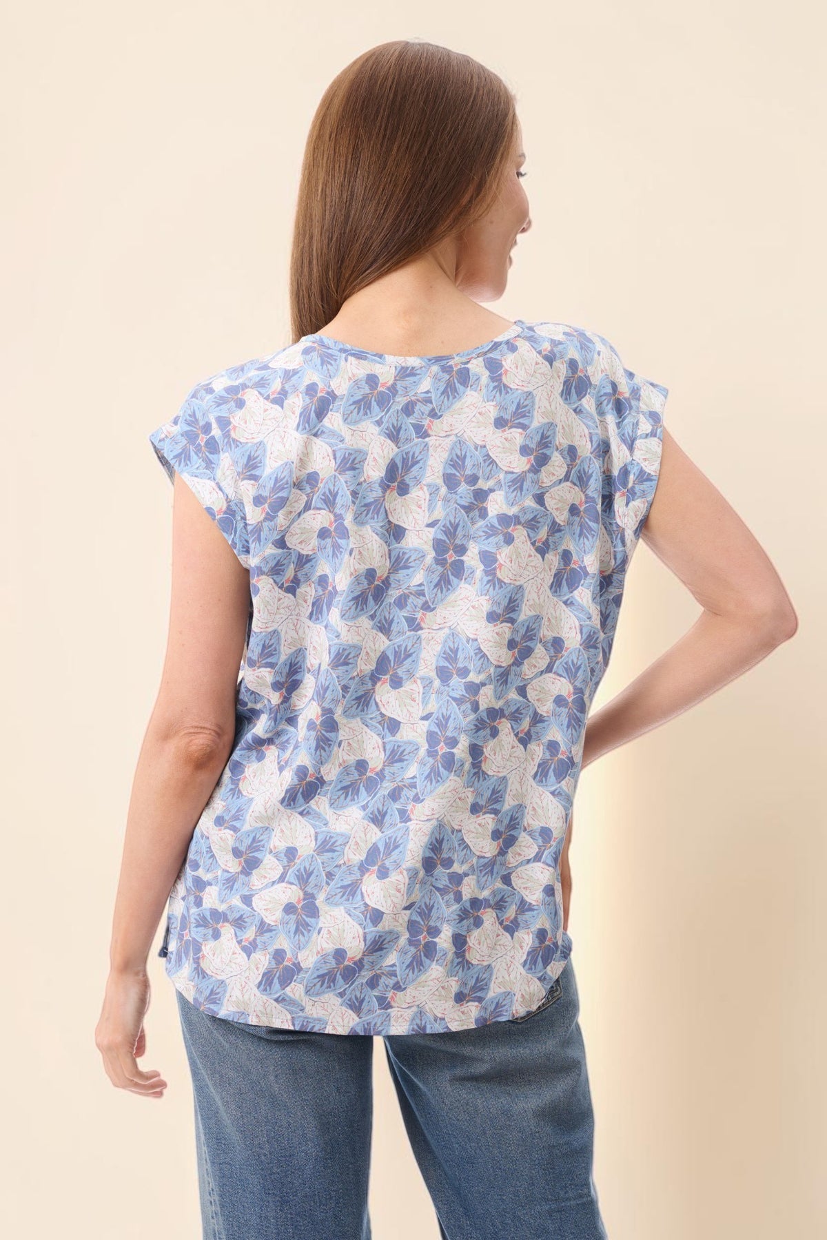 Maddie extended sleeve top