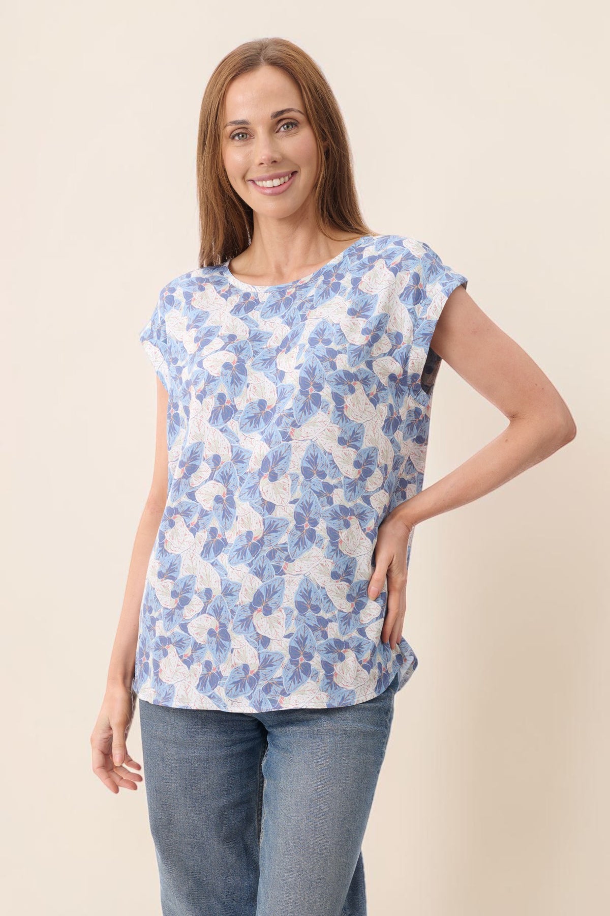 Maddie extended sleeve top