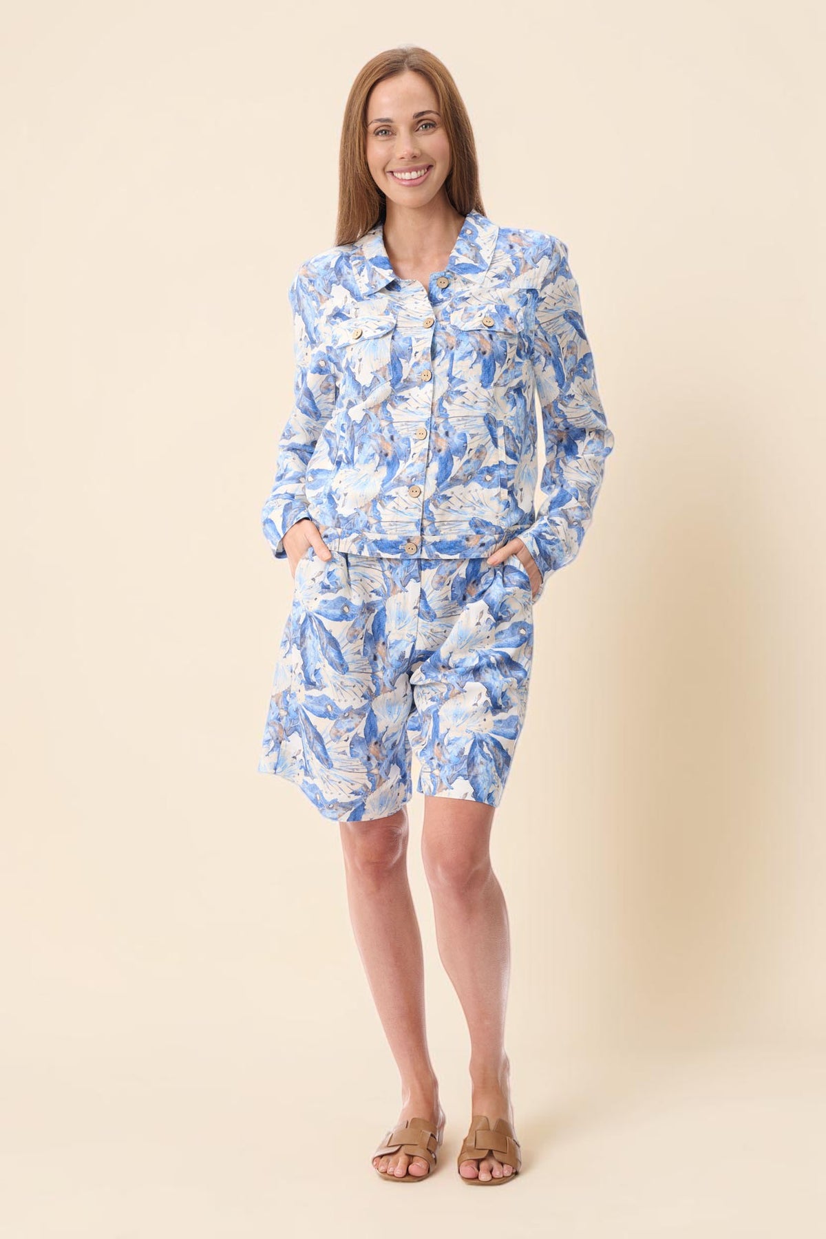 Lucy print shorts