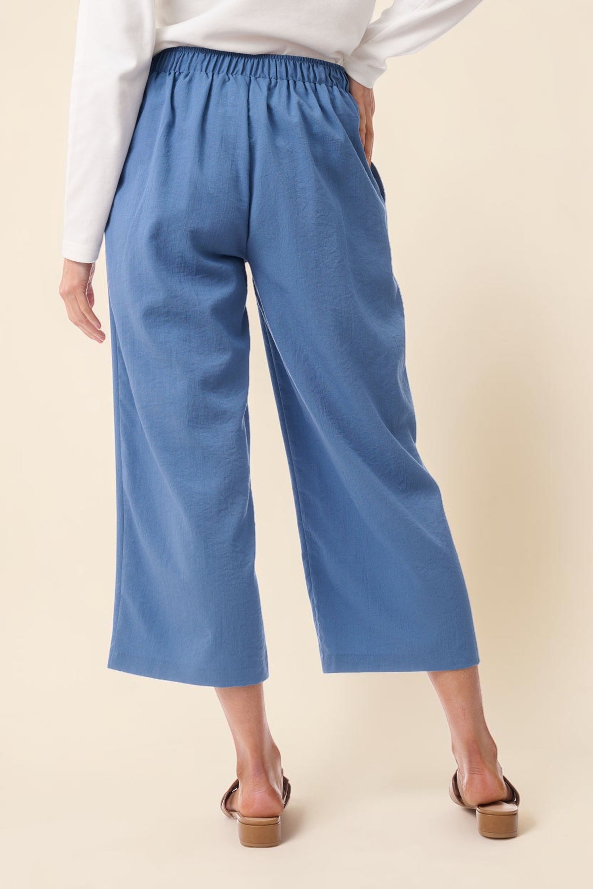 Crop button detail pant