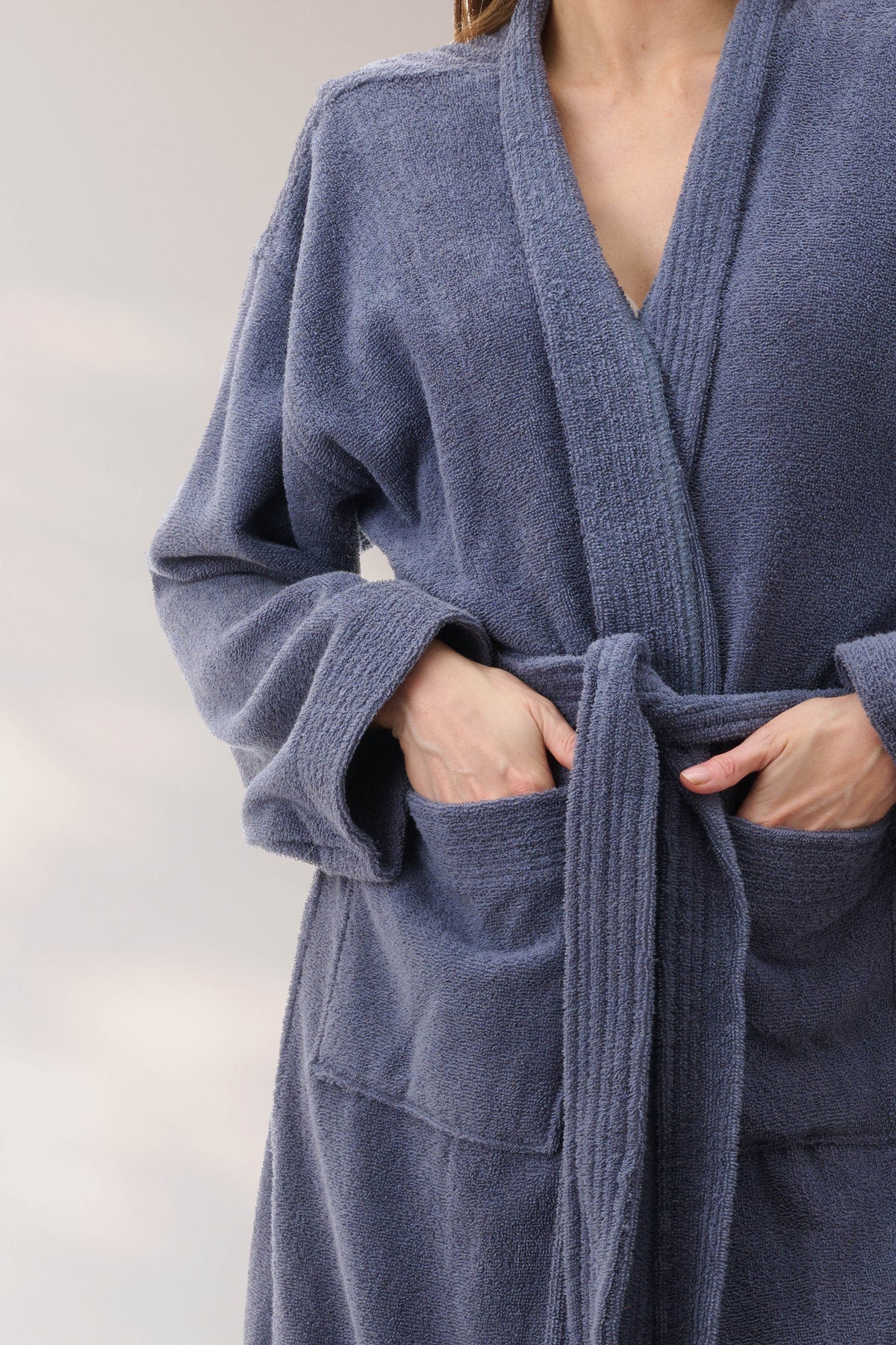 DG63 - Unisex Mid Length wrap