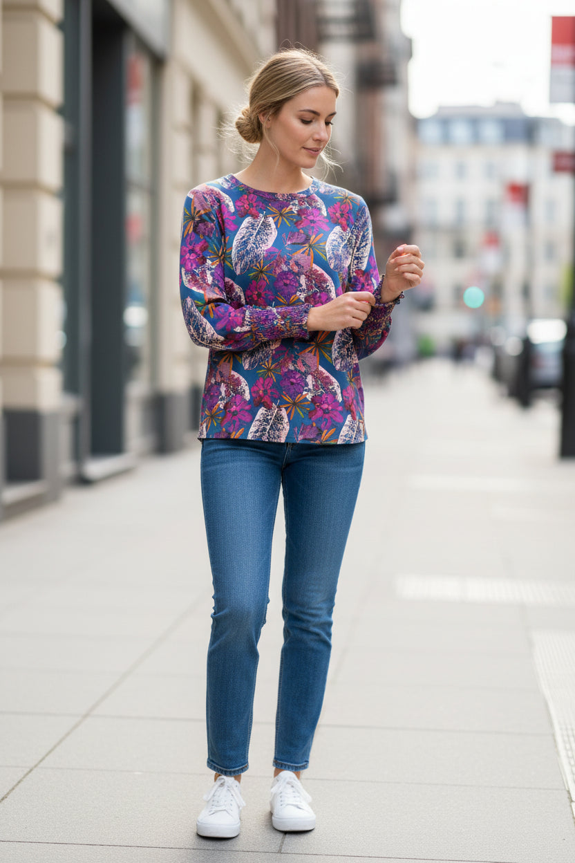 7MV29B - Bell crew neck blouse